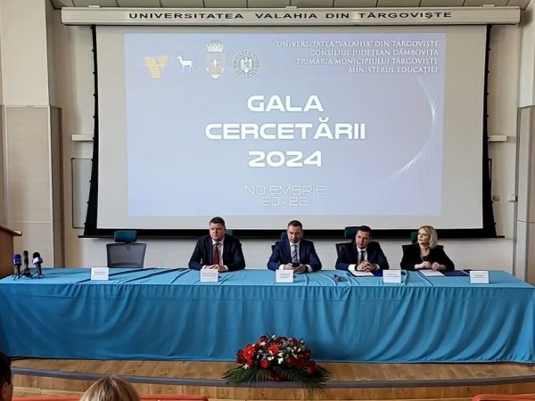 Universitatea “Valahia”, eveniment cu conotații politice înainte de alegeri? S-au dat 40.000 de euro doar pentru pliante, cafea și flori!