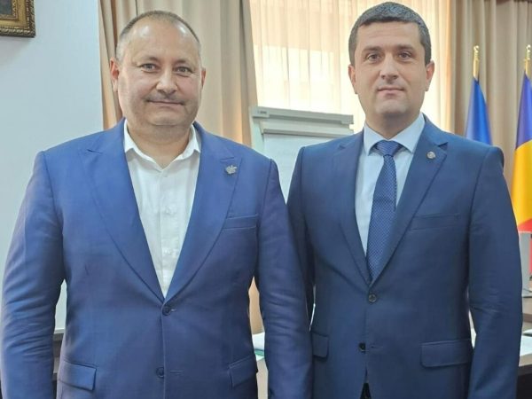 Deputat Daniel Blaga: “Se grăbesc cu moțiune. Radu Miruță a pus reflectorul într-o zonă unde PSD prefera întunericul.”