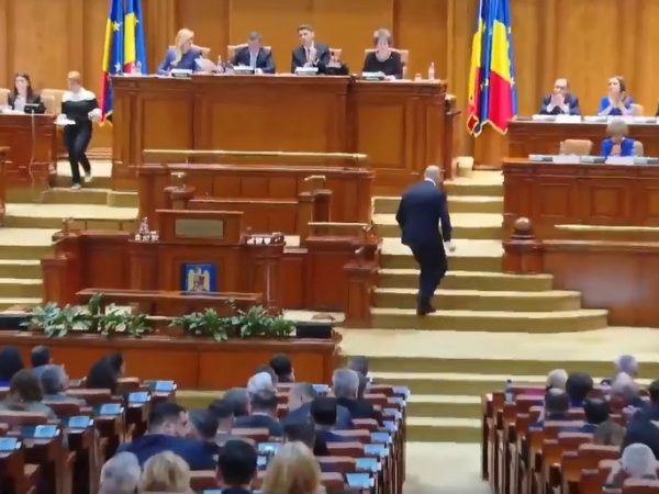 Și cu asta ce-am făcut? Cabinetul Ilie Bolojan a fost demis prin moțiune de cenzură! Se schimbă ceva? Se schimbă în bine?